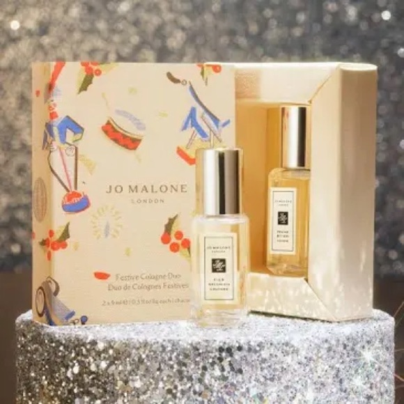 LIMITED EDITION Jo Malone Festive Duo Gift Set ~ SOLDOUT and Hard to find! ❤️ - Picture 2 of 6